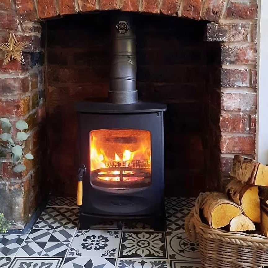 Kiln Dried Birch Logs (Economy Crate) Including Kindling
